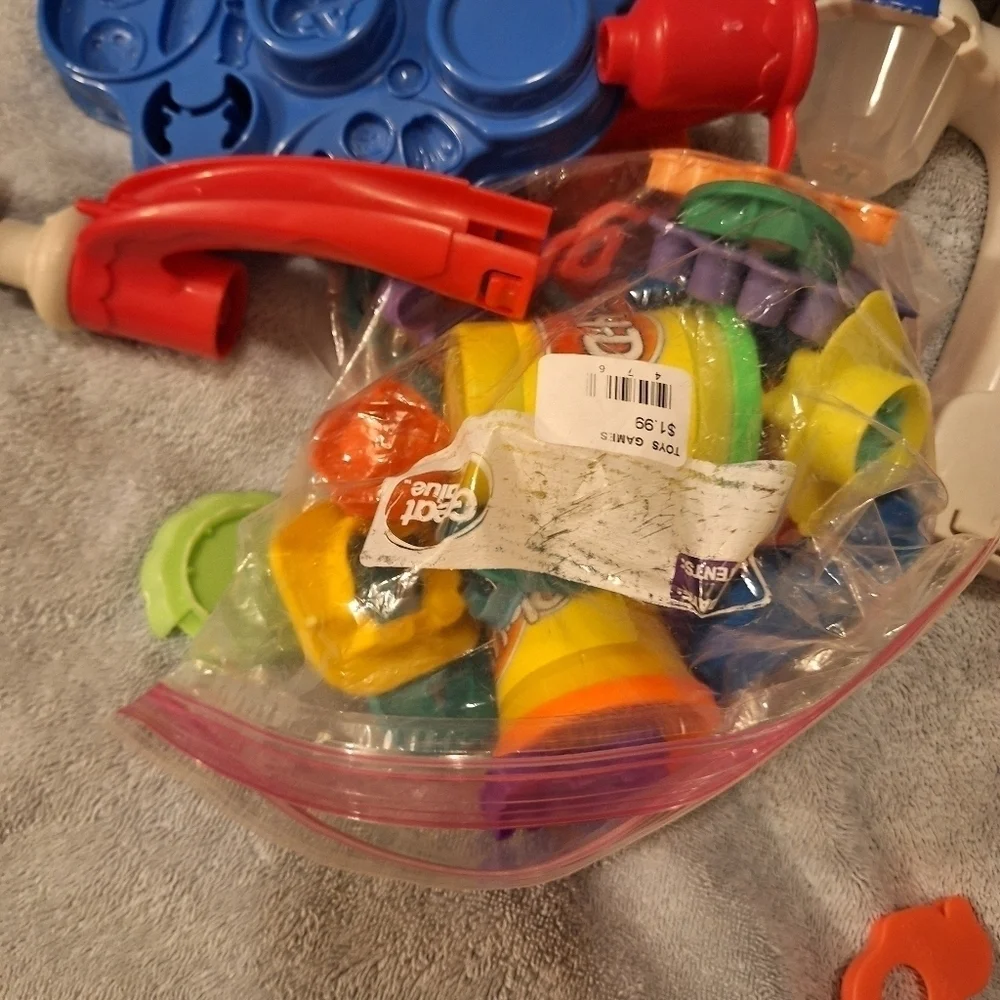 Play-Doh Cookie Cutters Ice Cream Playsets Lot